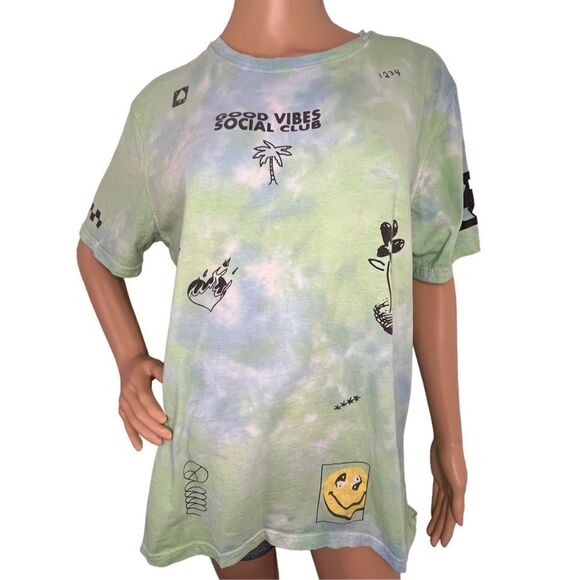 Brooklyn Cloth Trippy Tie Dye Short Sleeve T-Shirt With Artsy Graphics - Picture 1 of 6